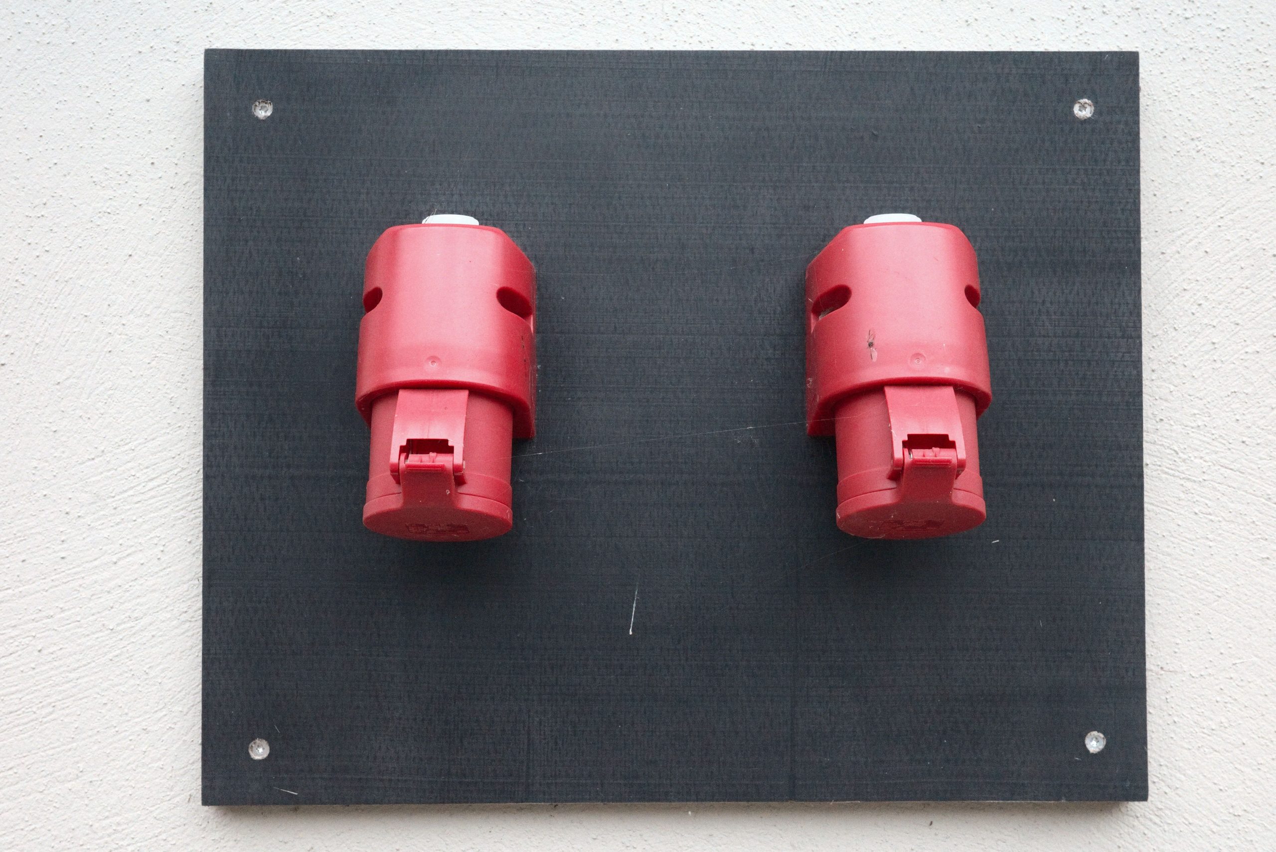 UbetteMount heavy wall plate