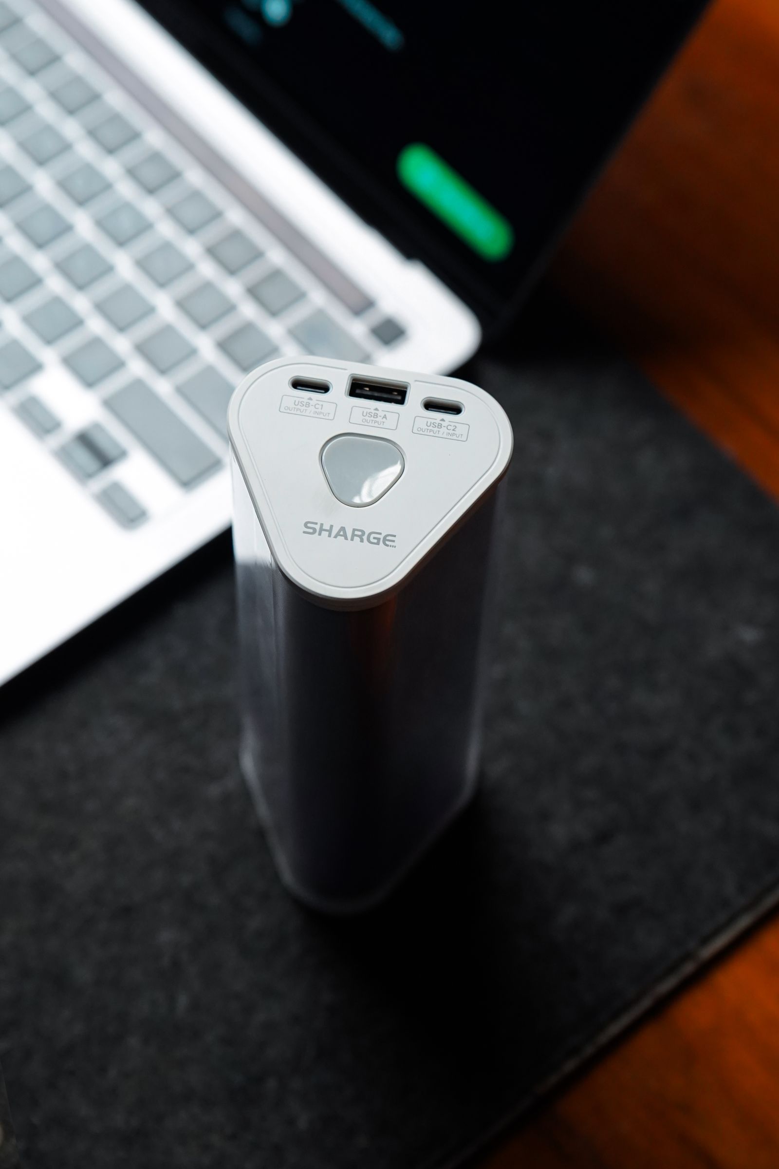 Portable power station for starlink